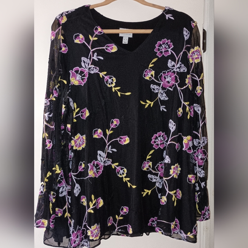 Sale! Susan Graver Embroidered Floral V-Neck Top XL